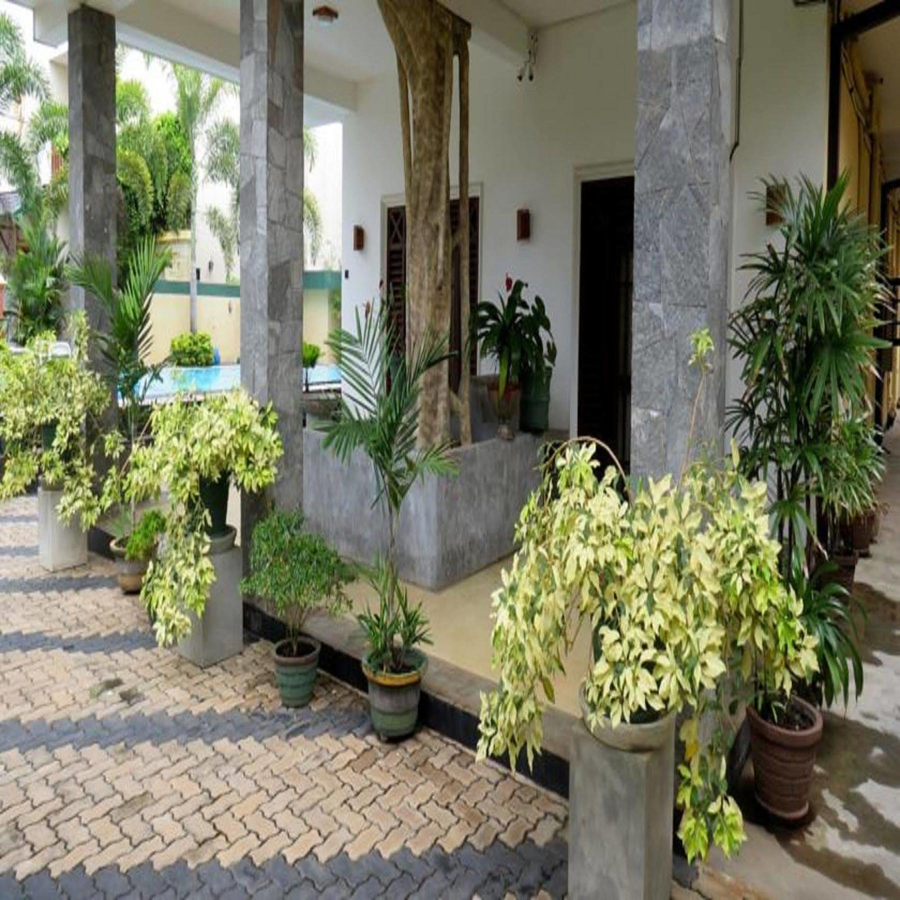 Scandinavia Hotel Hikkaduwa Exterior photo